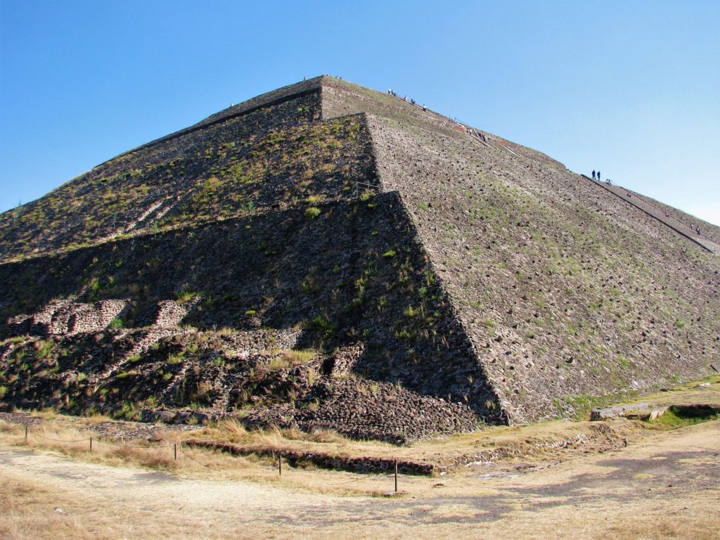 Pyramid of the Sun in Teotihuacán , Mexico