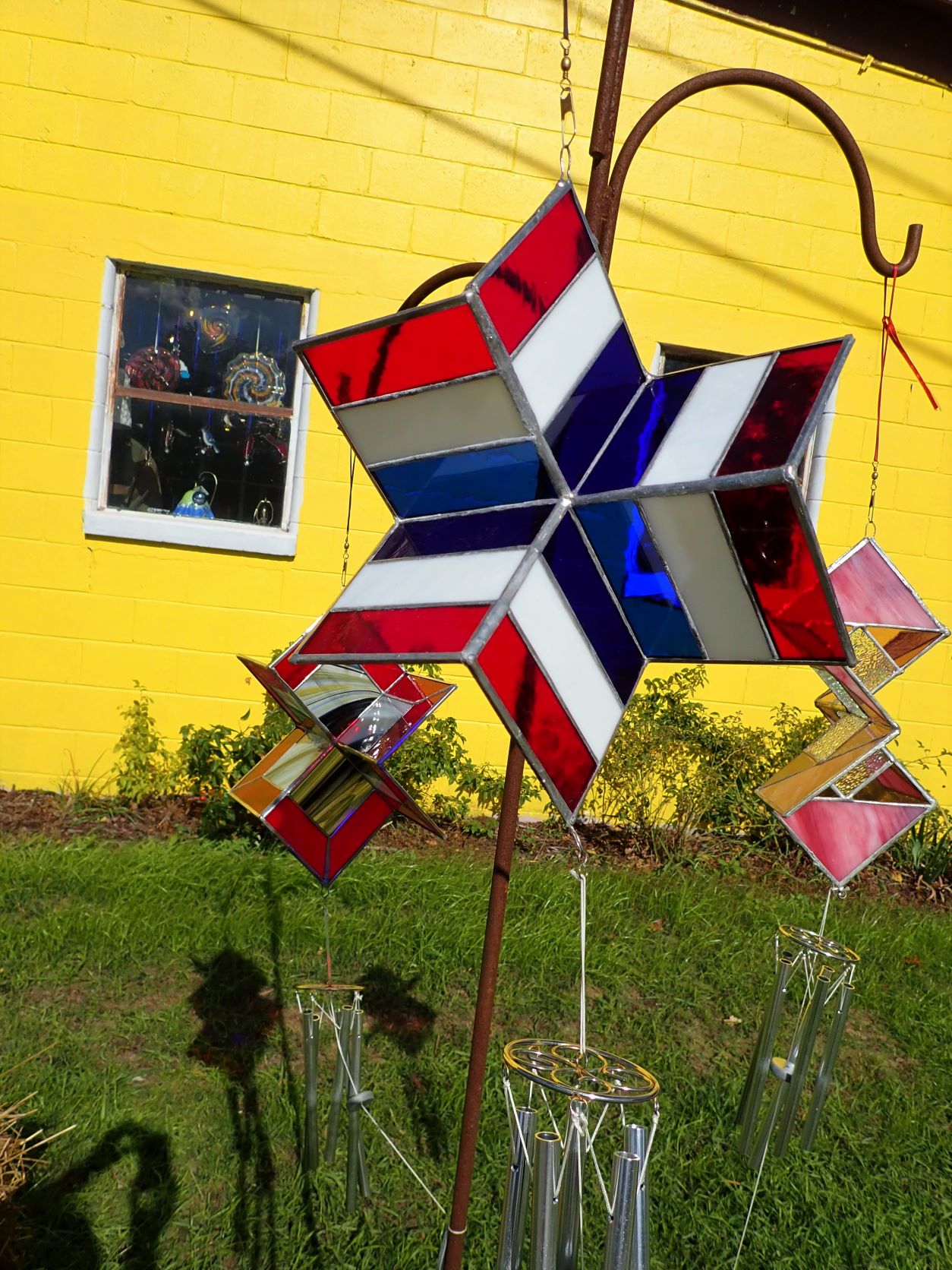 Jordan Valley Glassworks studio creates glass blown art