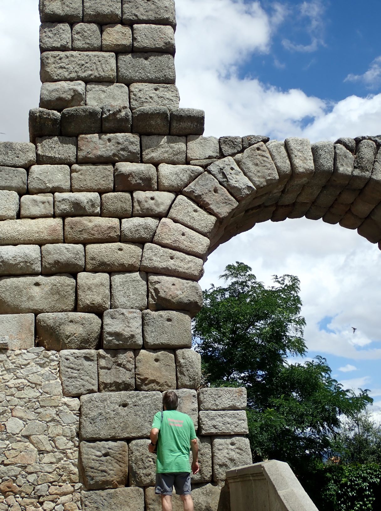 Top things to see in Segovia, Spain: the Roman Aquaduct