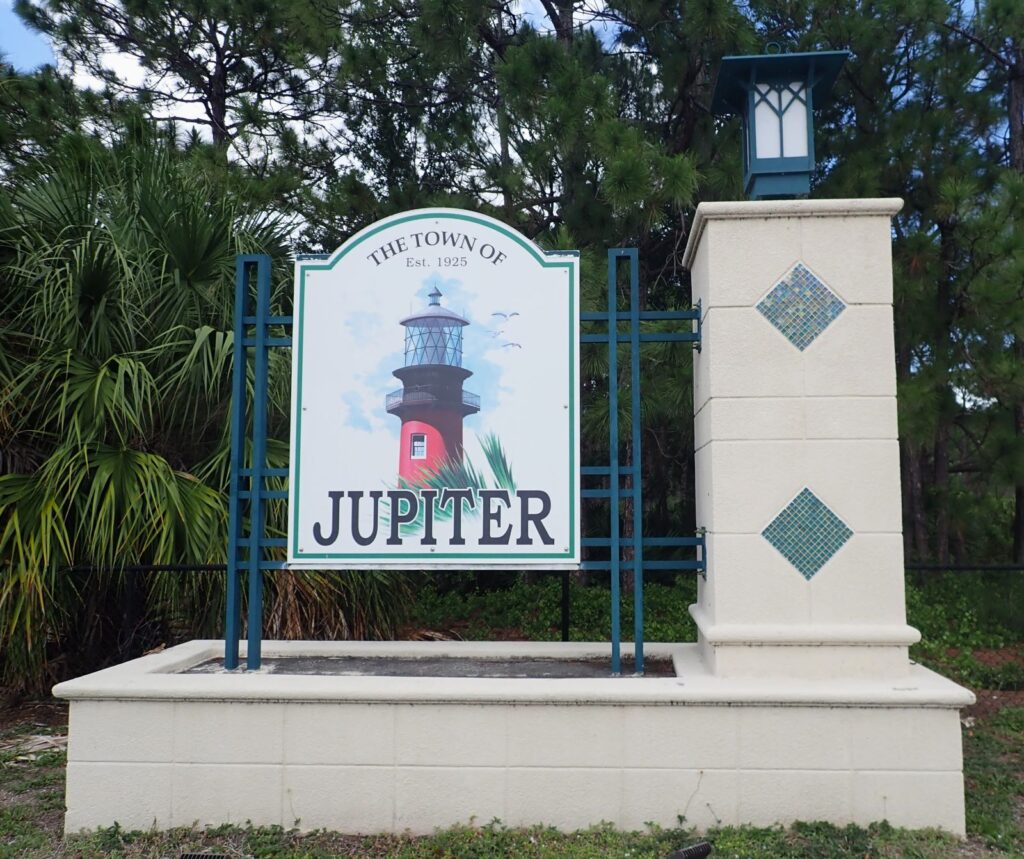 The town of Jupiter, Florida welcome sign