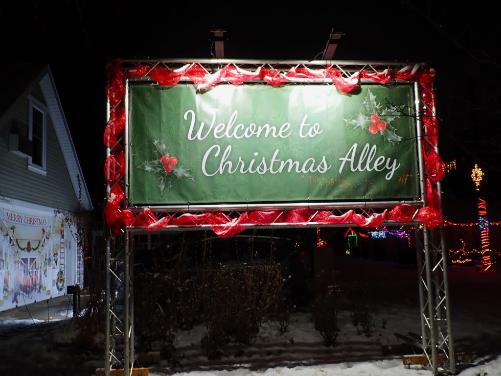 Welcome To Christmas Alley sign in Traverse City, Michigan