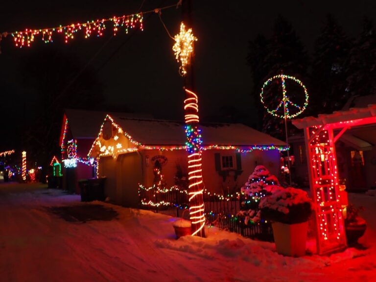 The Best Christmas Lights in Traverse City, Michigan - On To New ...