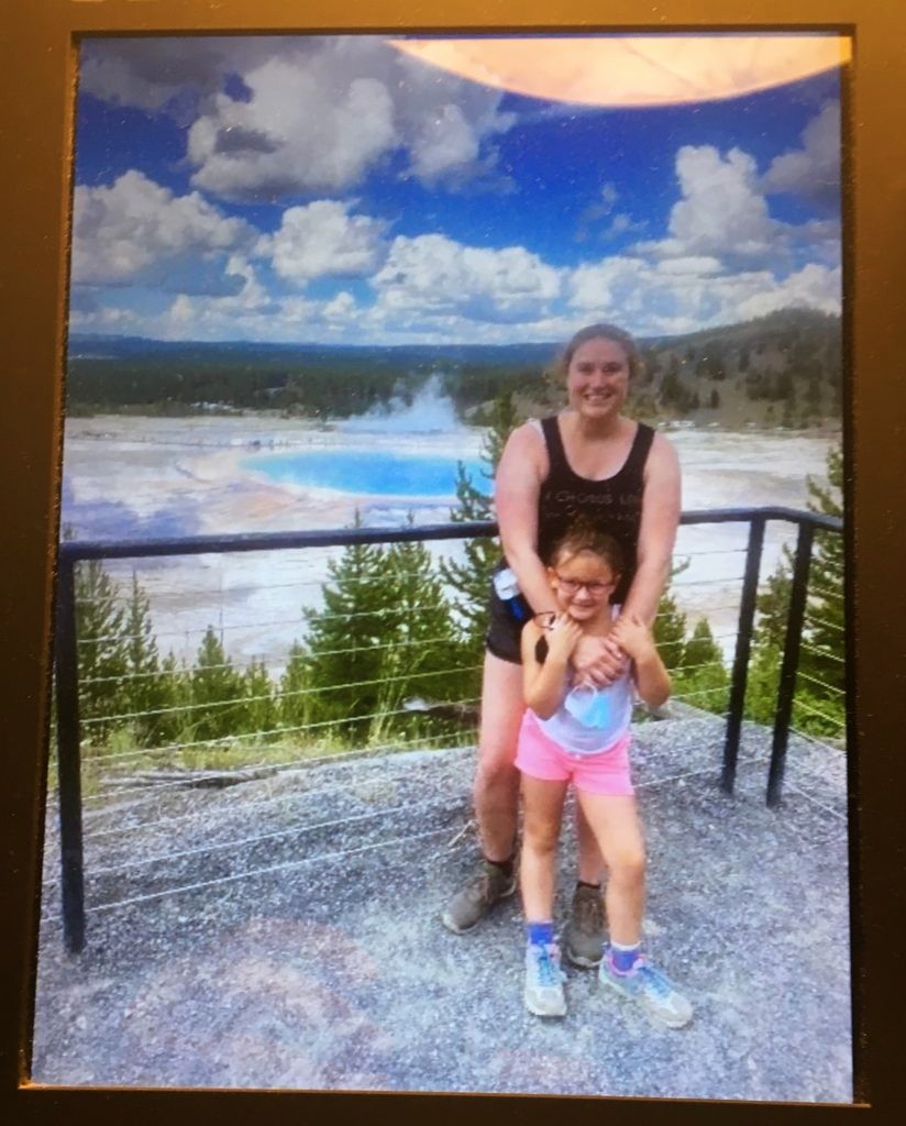 A digital picture frame is a perfect gift for travelers.