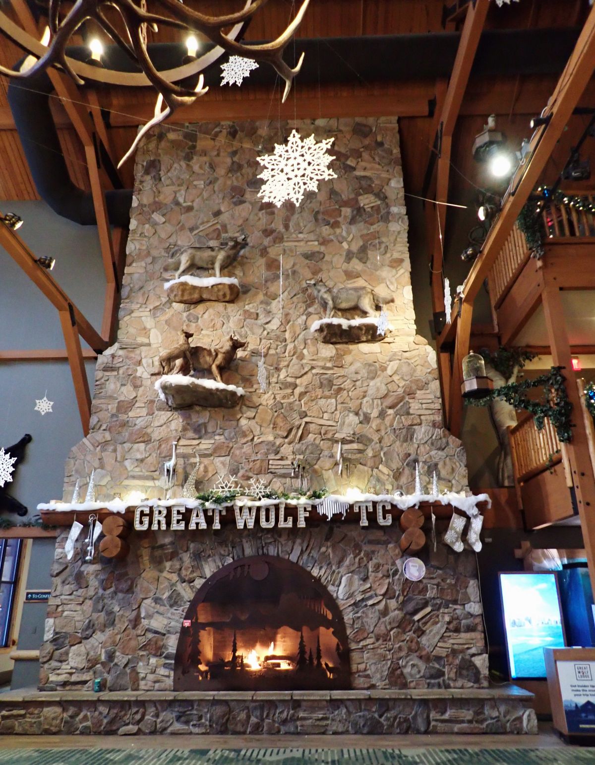Looking for a fun-filled indoor escape from Traverse City's winter chill? Great Wolf Lodge delivers year-round fun with its family-friendly indoor water park. Warm up by this massive fireplace!
