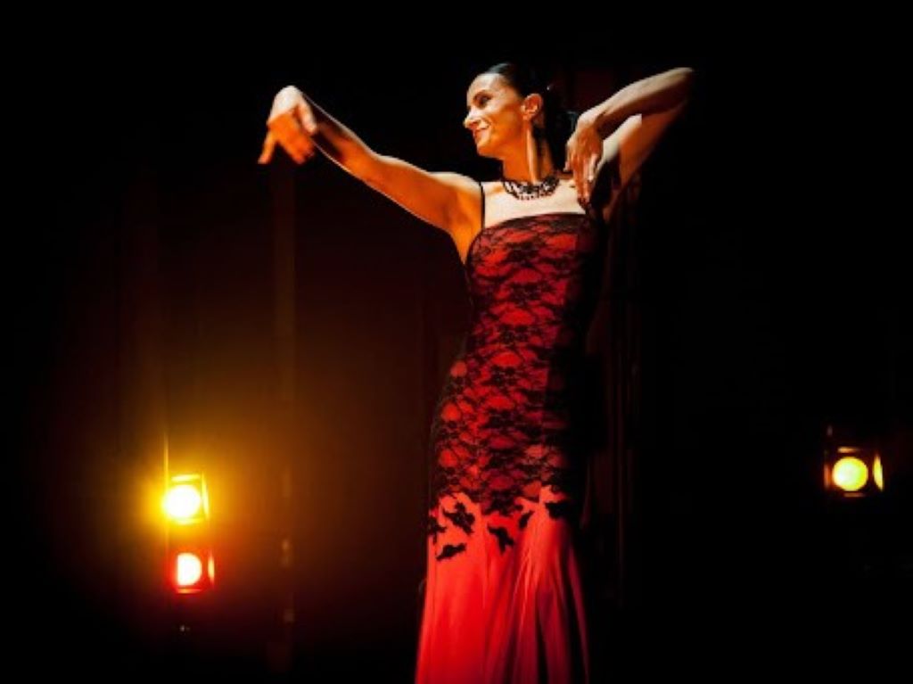 Enjoying an authentic Flamenco show is one of the top things to do in Granada, Spain!