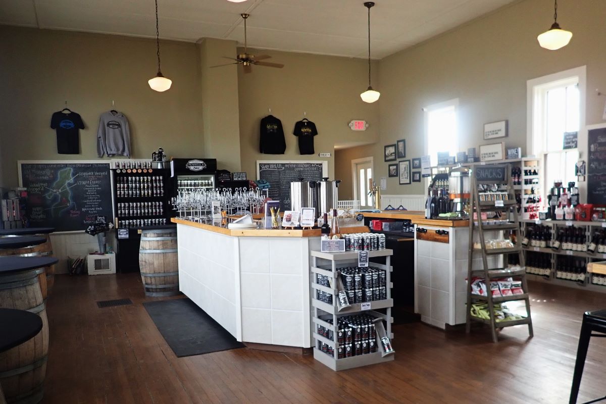 The cozy tasting room at Peninsula Cellars winery on Old Mission Peninsula, Traverse City