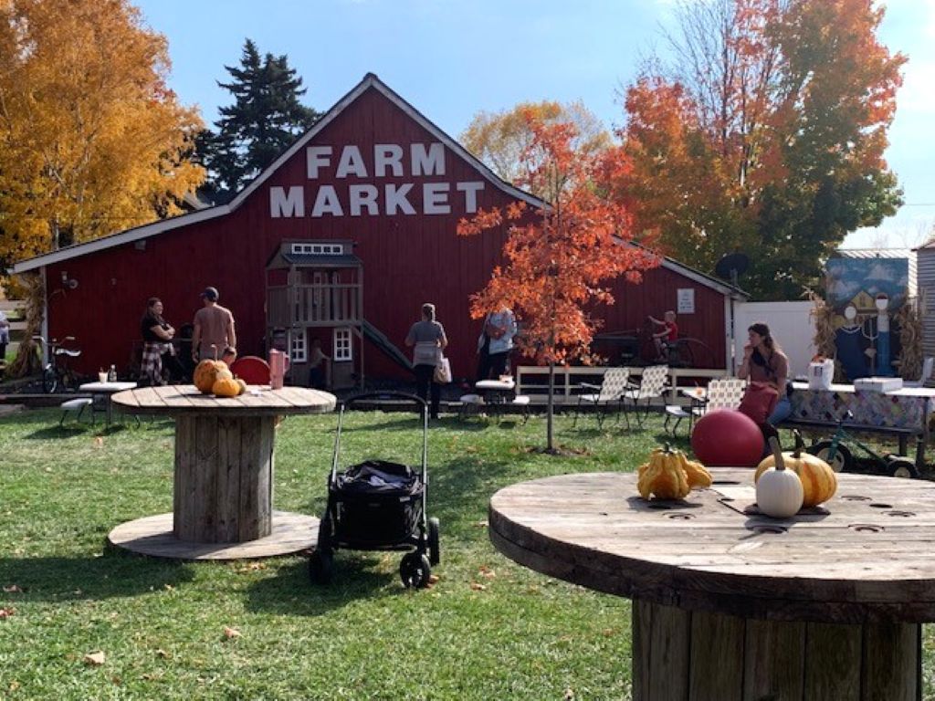 Myrtle and Maude's Farm Market has U-Pick apples and pumpkins during the fall.